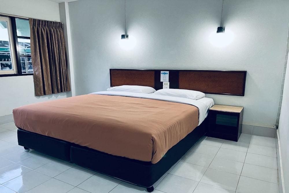 Pure Phuket Residence