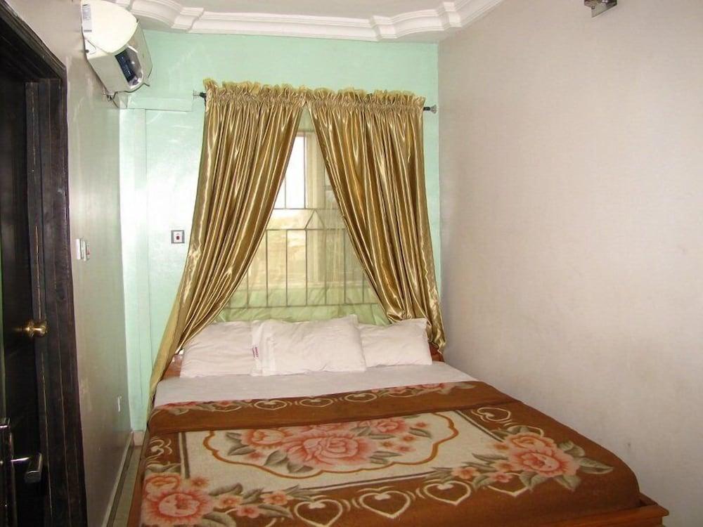 Marvel Hotel & Suites