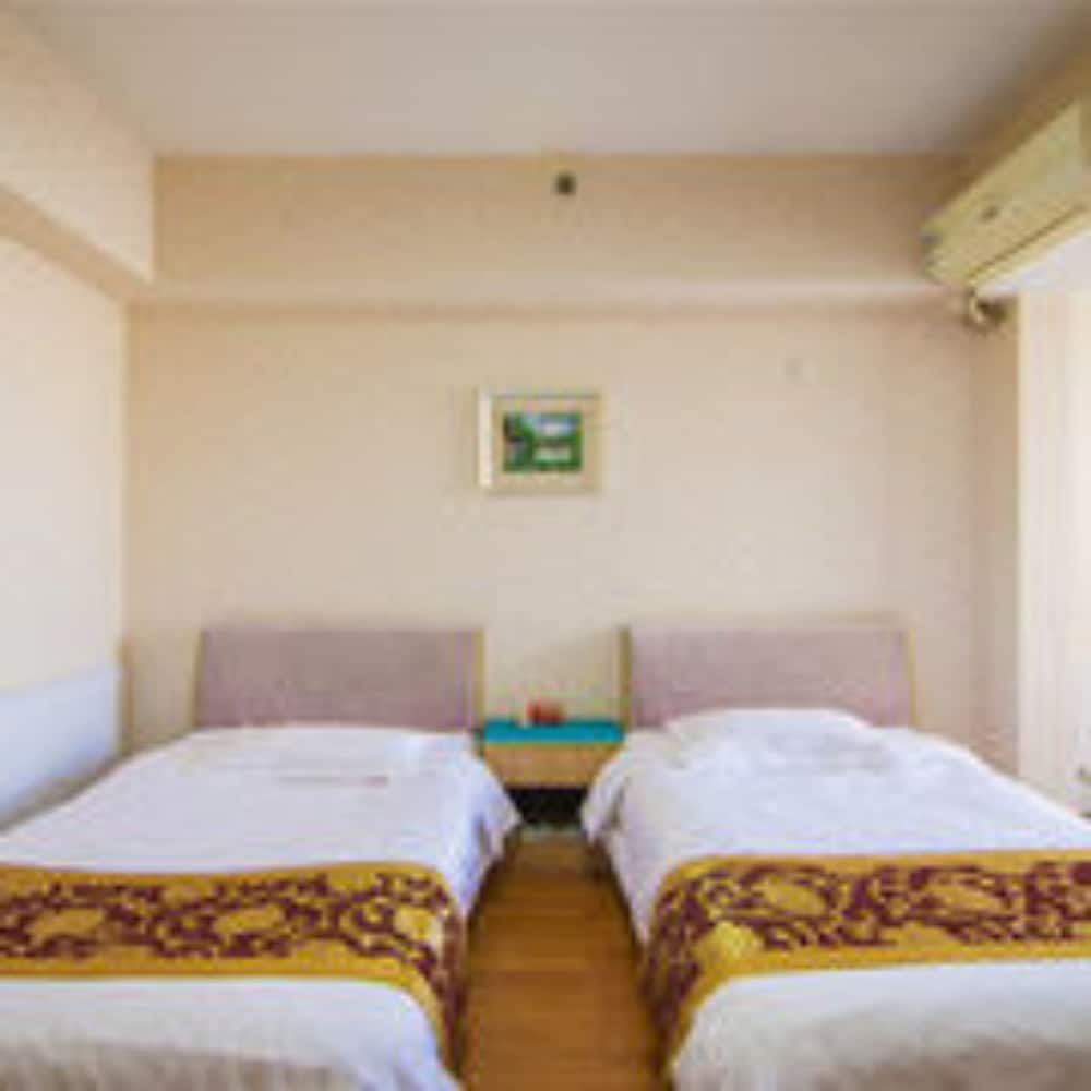 Golden Tree Business Hotel