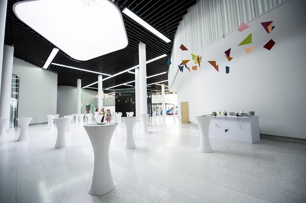 PAMIR-TIEN SHAN Hotel