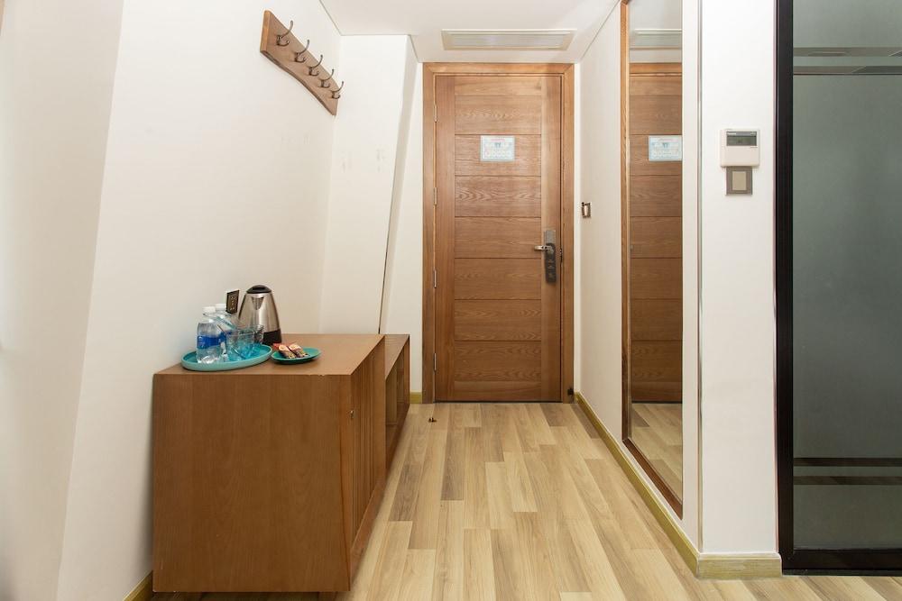 Brilliant Majestic Hotel