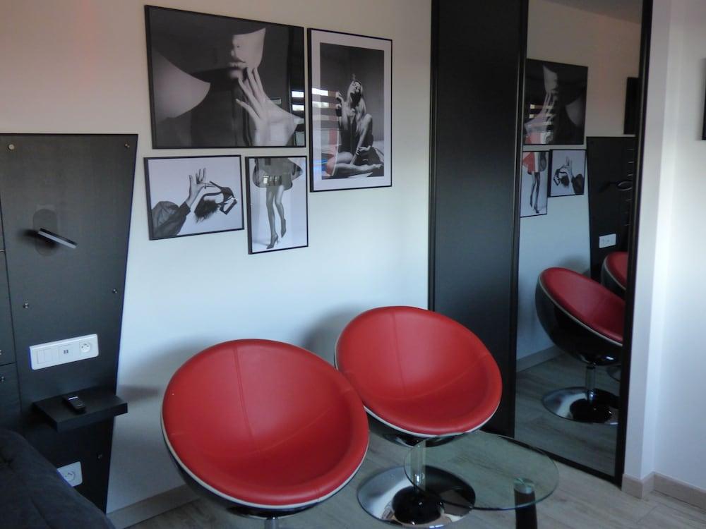 La Colline aux Yeux Doubs