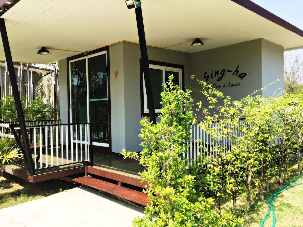 Sing-ha Coffee & House