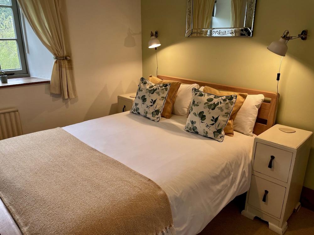 Home Farm Bed & Breakfast