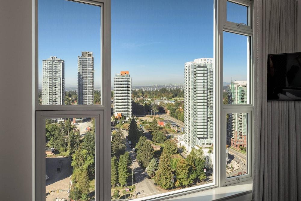 Civic Hotel Autograph Collection