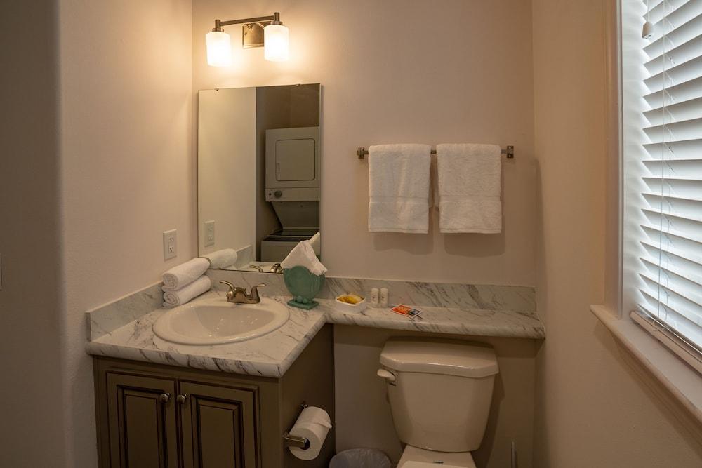 Rainbow Village of Largo