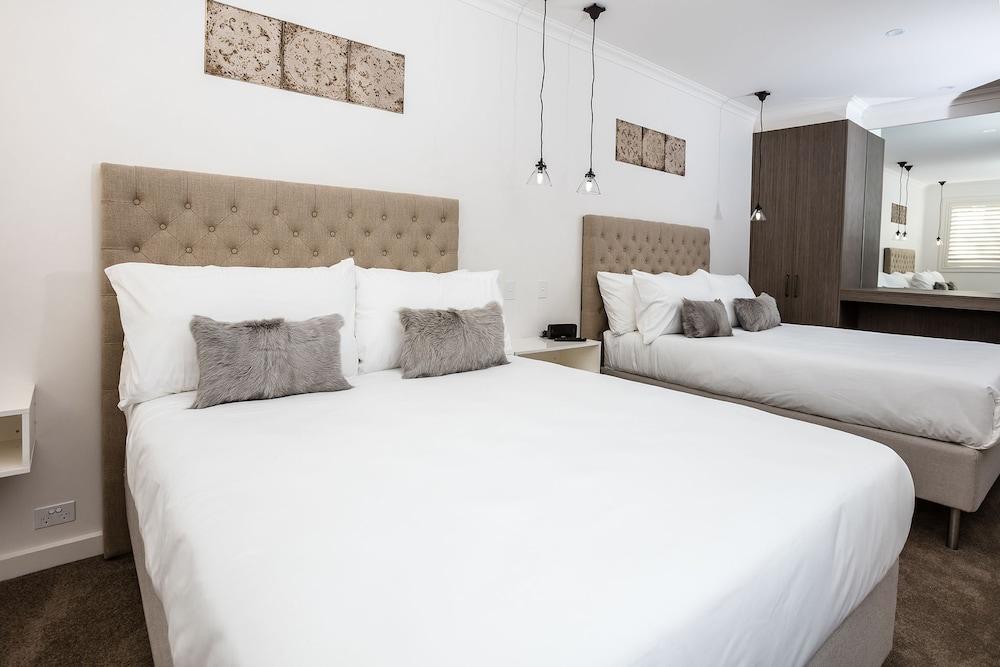 Newington Apartments