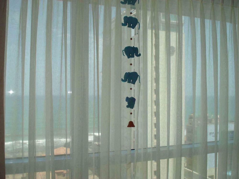 Sea View Luxury Monarch Apartment