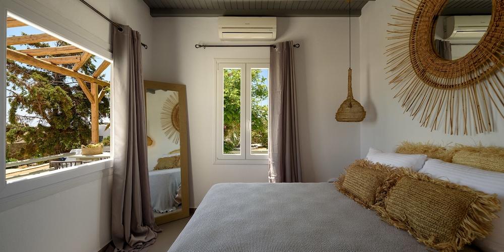 Myconian Platinum Villas