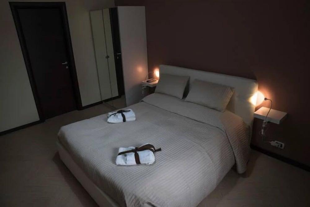 Il Centro Short Lets