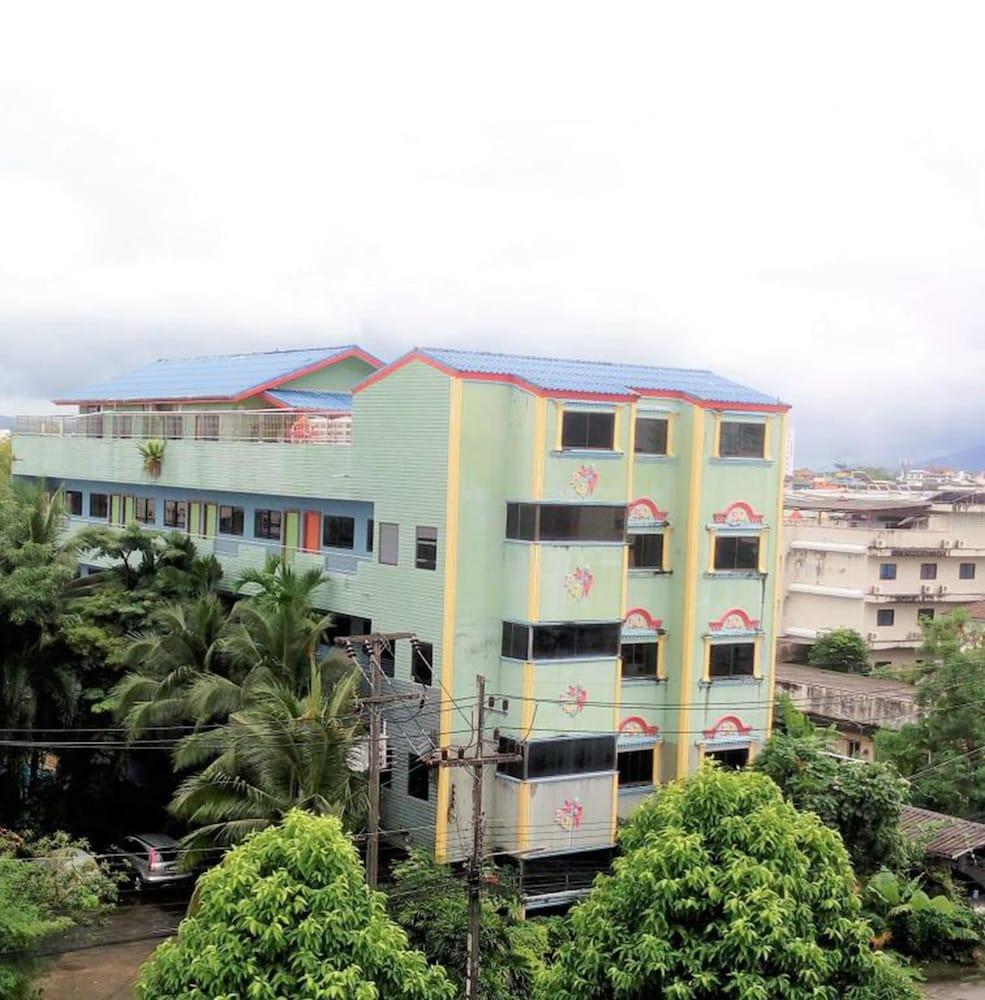 PJ Phuket Town Hotel