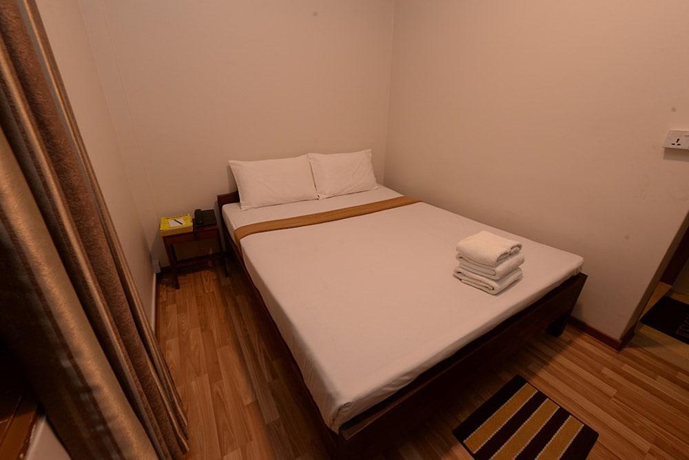 Min Nandar Garden Hotel