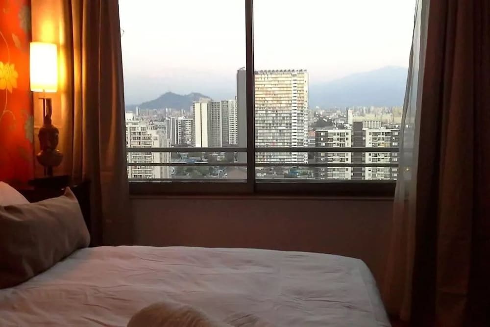 Altos Alameda apartments