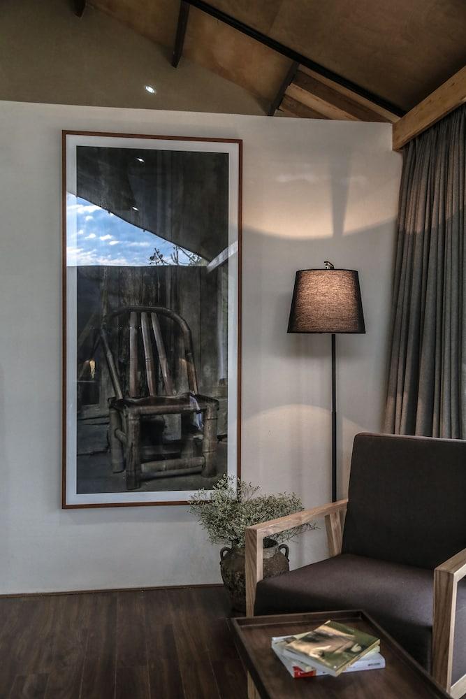 Shangsian Seclusive Genealand