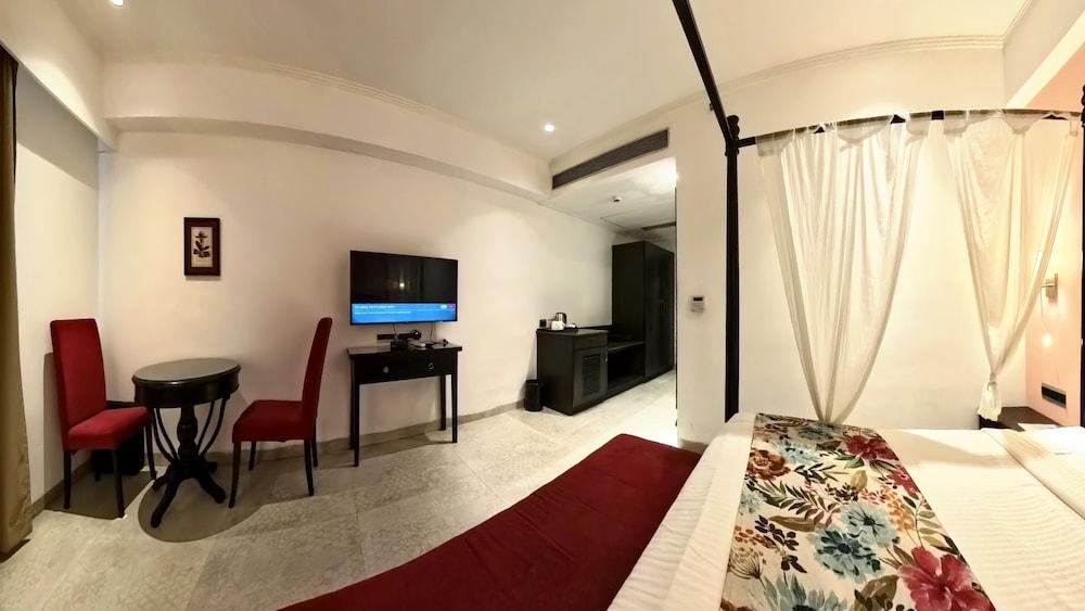 Silver sands serenity