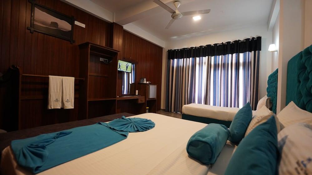 Randiya Sea View Hotel