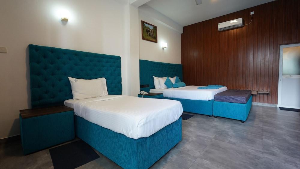 Randiya Sea View Hotel