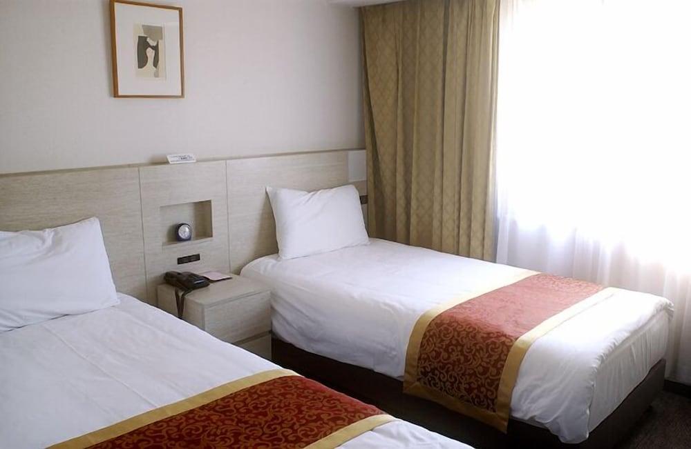 Osaka Bay Plaza Hotel