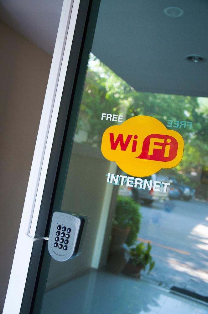 Pova Residence and Boutiques Resort