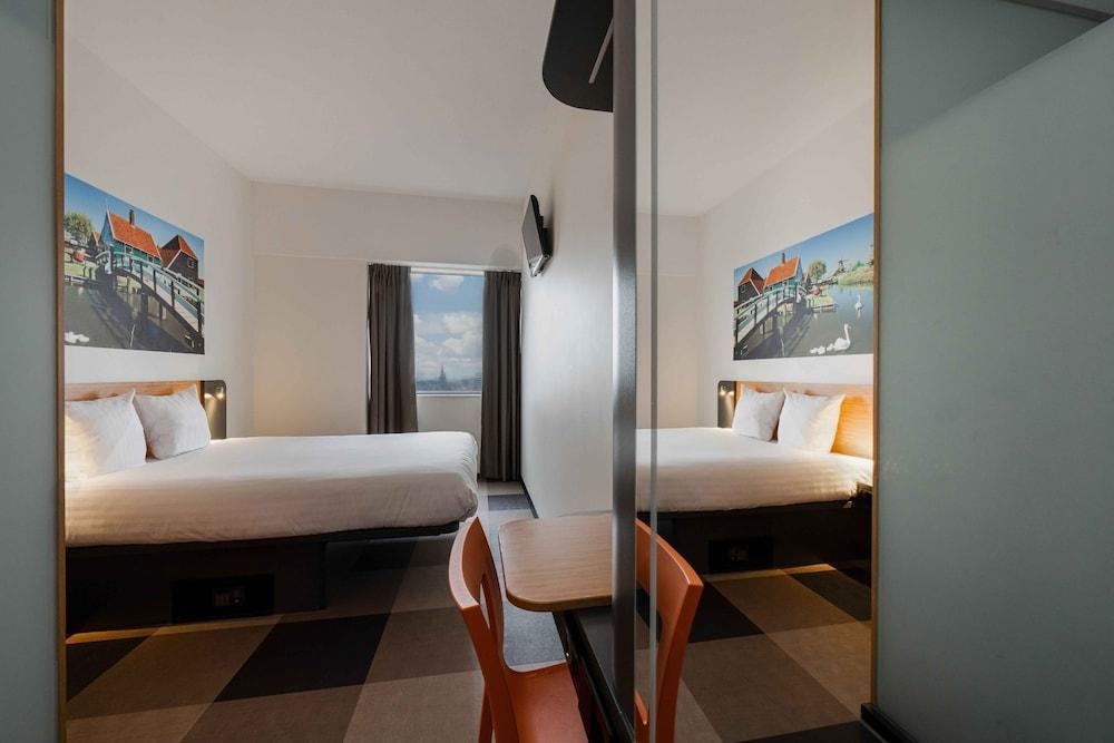 easyHotel Amsterdam Zaandam