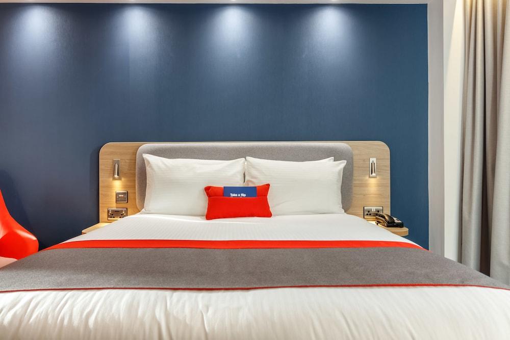 Holiday Inn Express Wigan by IHG