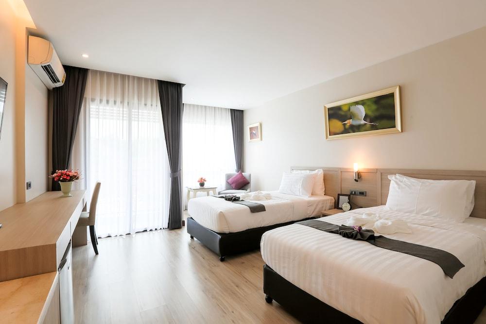 Rung Aroon Hotel By Le Siri