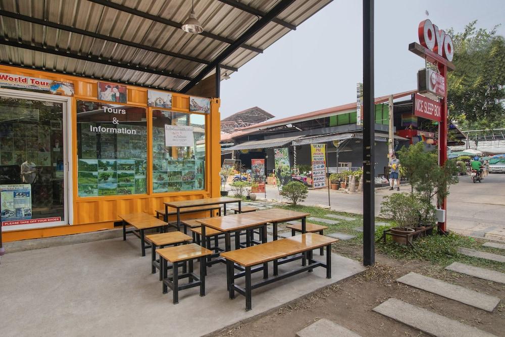 OYO 673 Nice Sleep Box Hotel