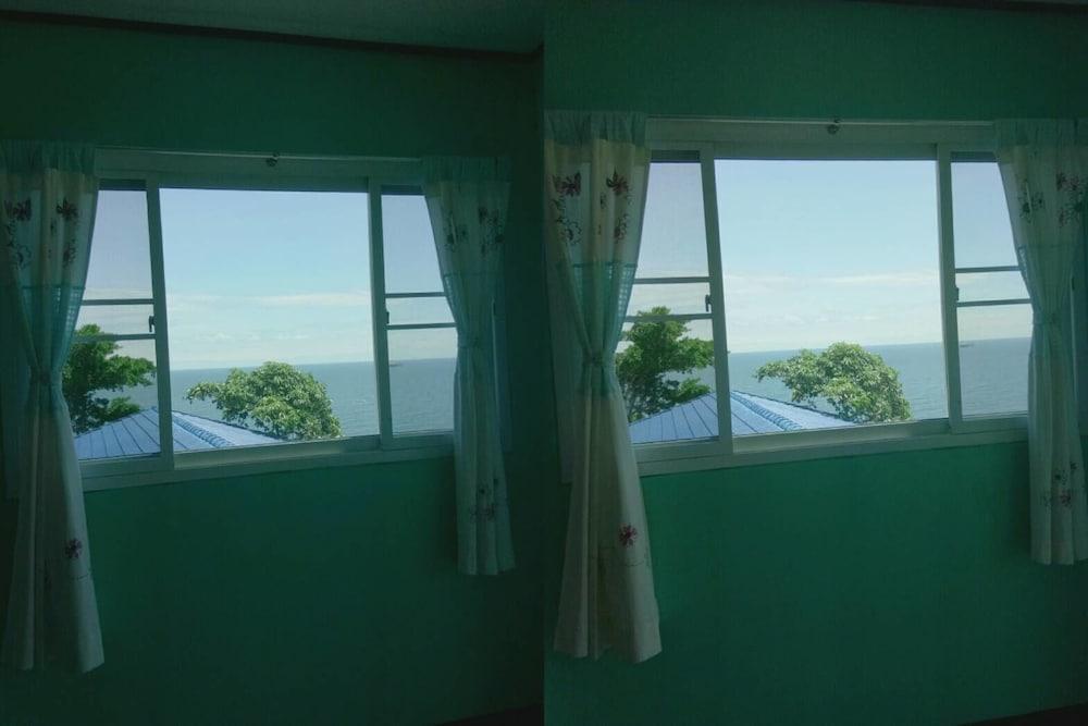 Ocean View Resort - Koh Sichang