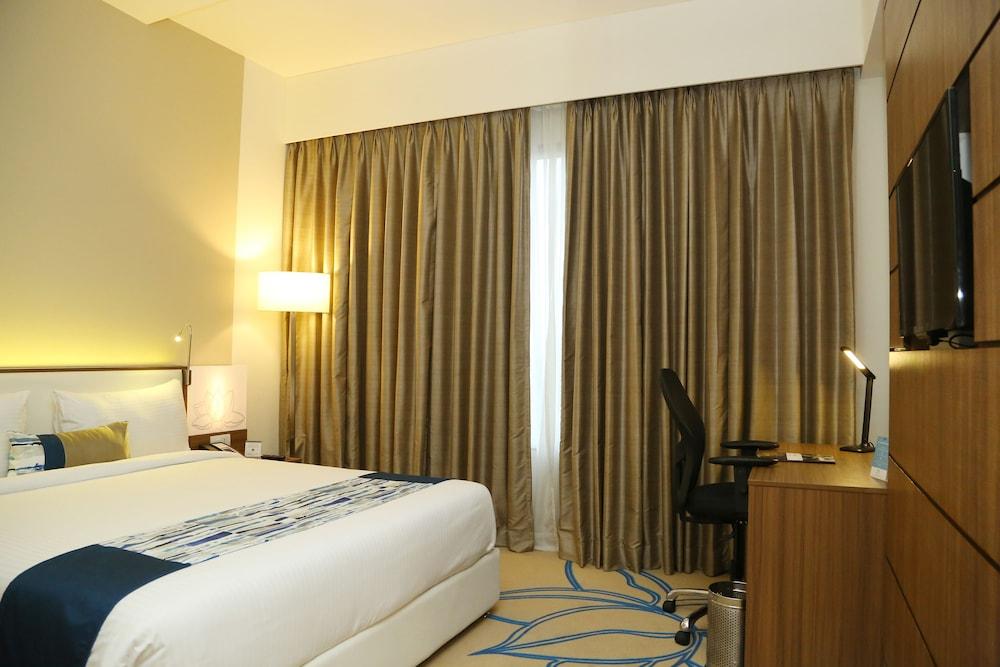 Mercure Chennai Sriperumbudur Hotel