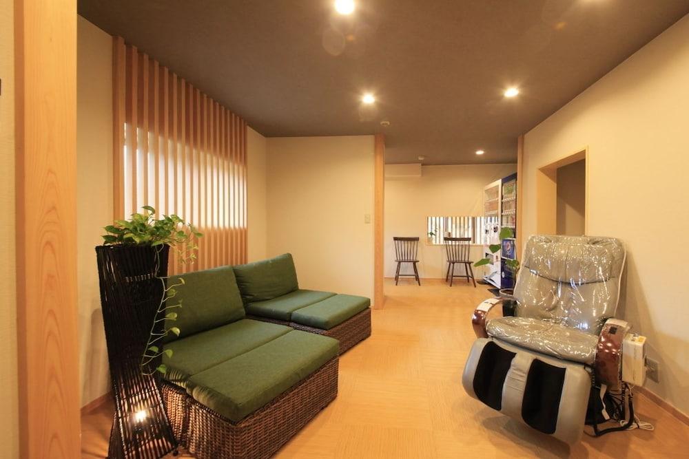 Izu Ippekiko Lakeside Terrace