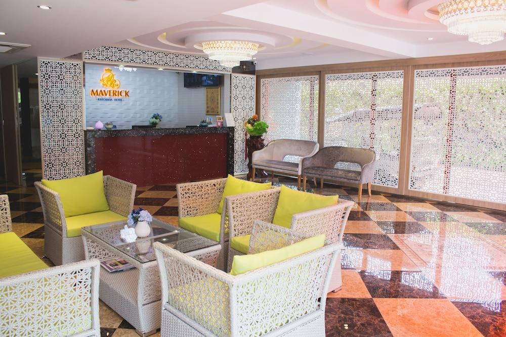 Maverick Ratchada Hotel