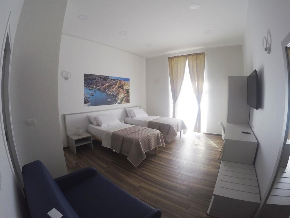 Rooms Stazione Centrale