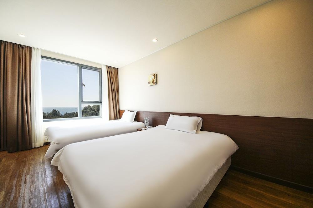 Jeju Ocean Blue Hotel