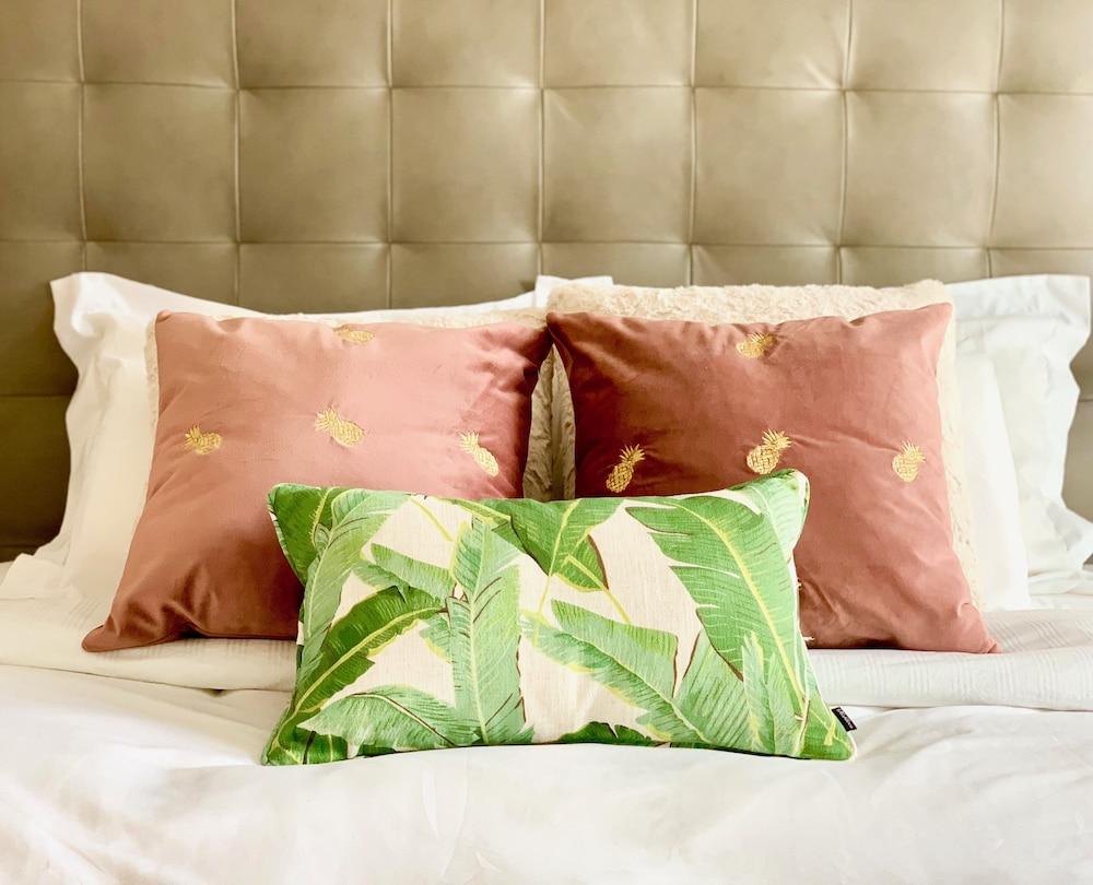 City Condo by Rogers Centre