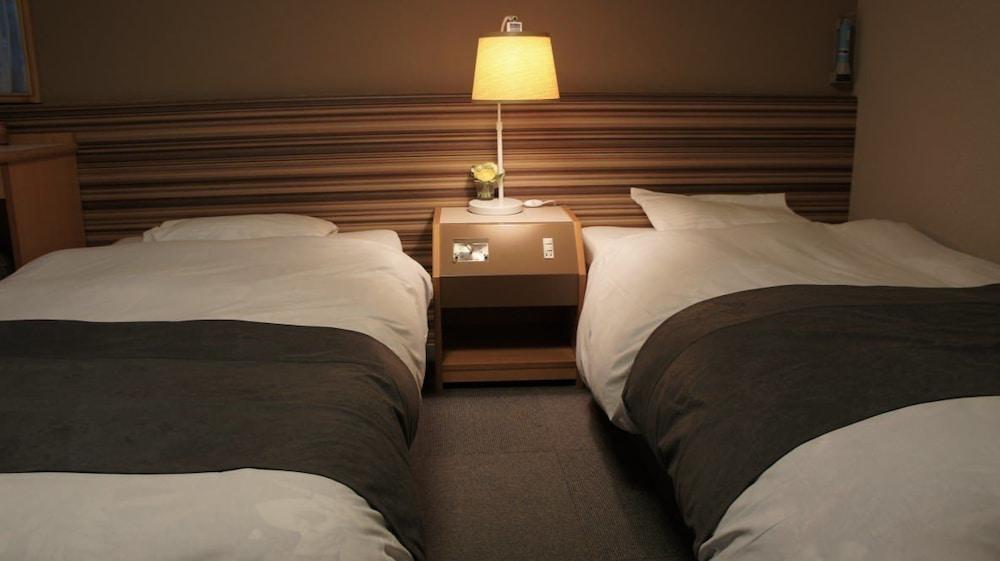 Hakuba Landmark Iwatake Lodge