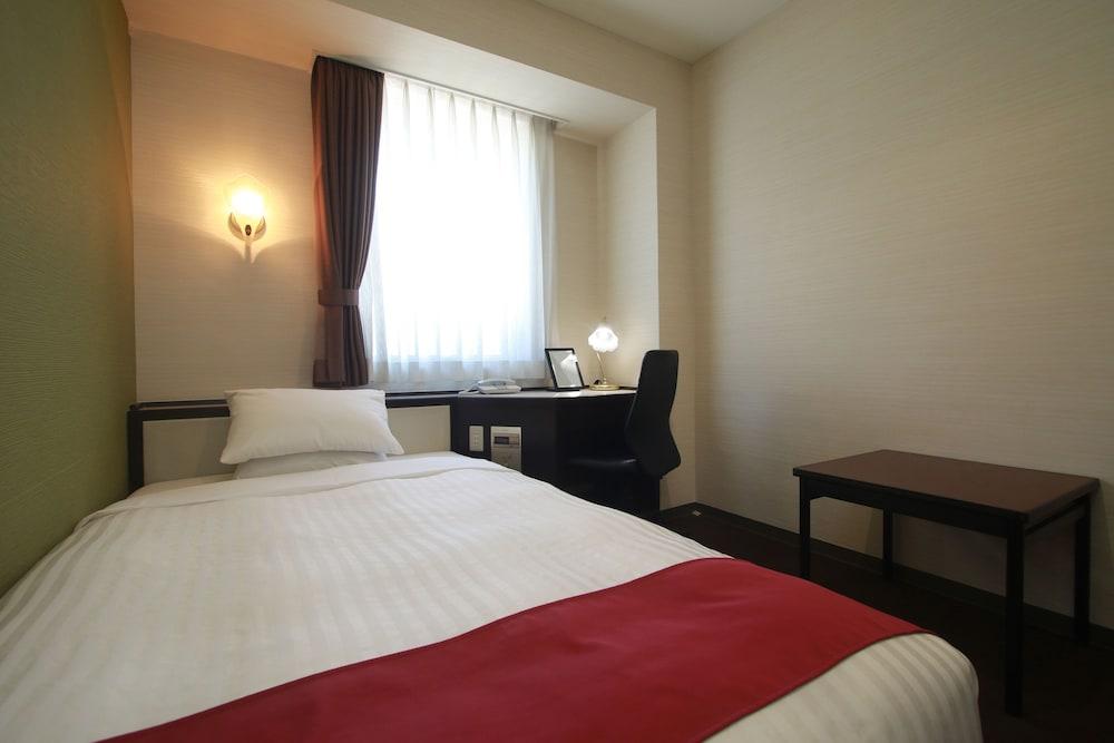 Fukuoka Sunpalace Hotel & Hall