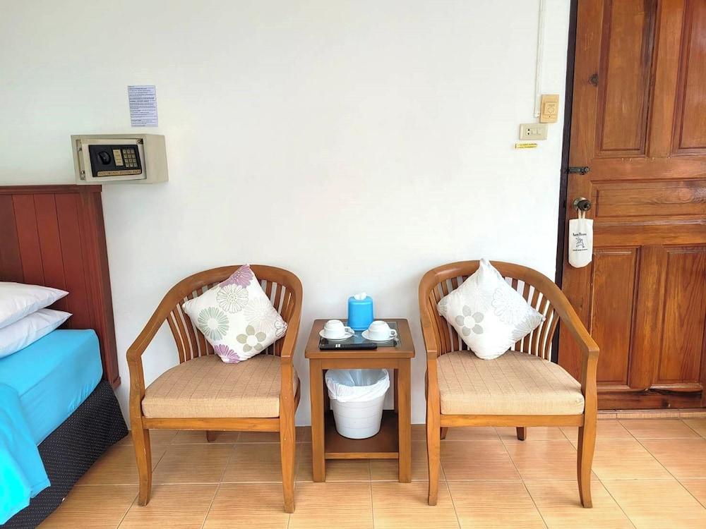 Rabbit Mansion Patong Hotel