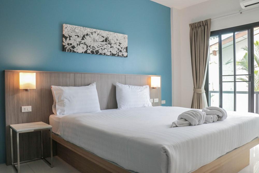 S2 Airport Residence