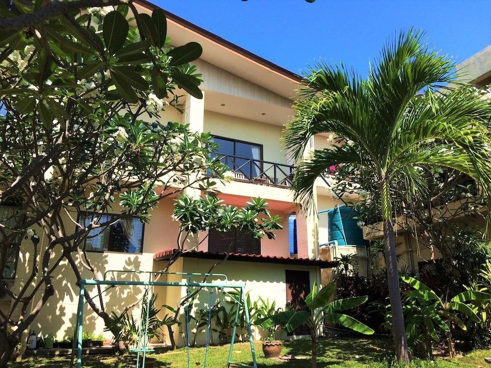 Chor Chang Villa Resort