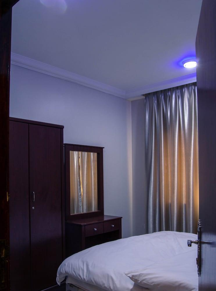 Wardah Hotel Apartments