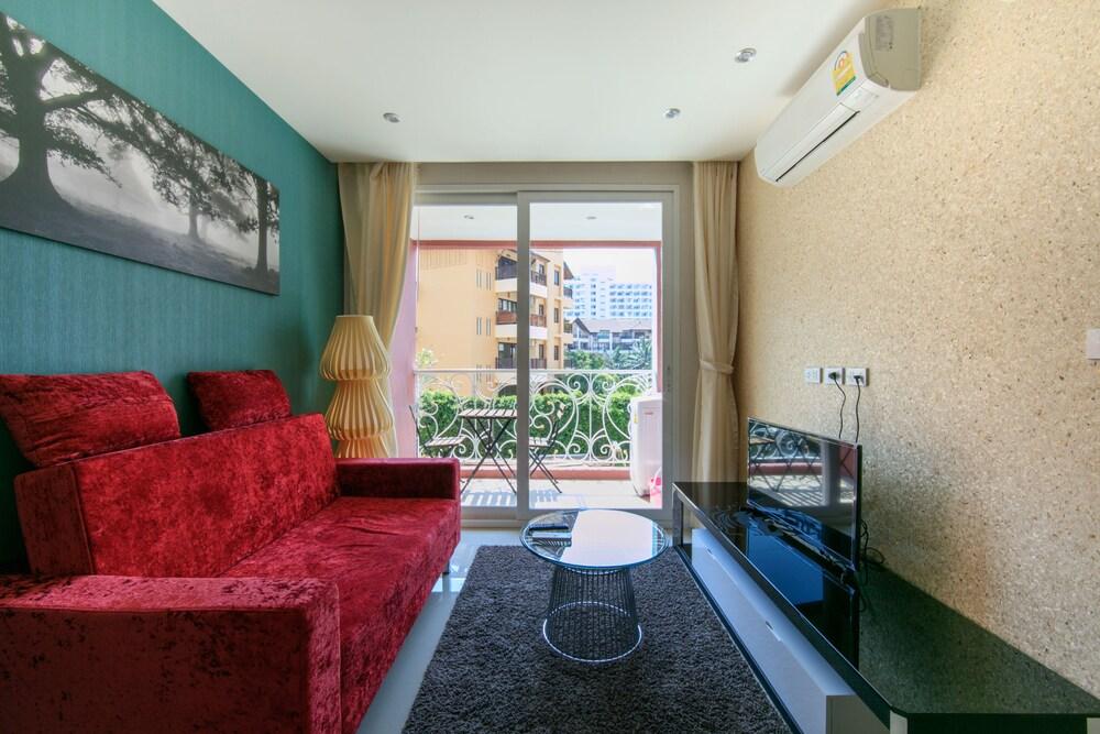 Grande Caribbean Resort by Malai