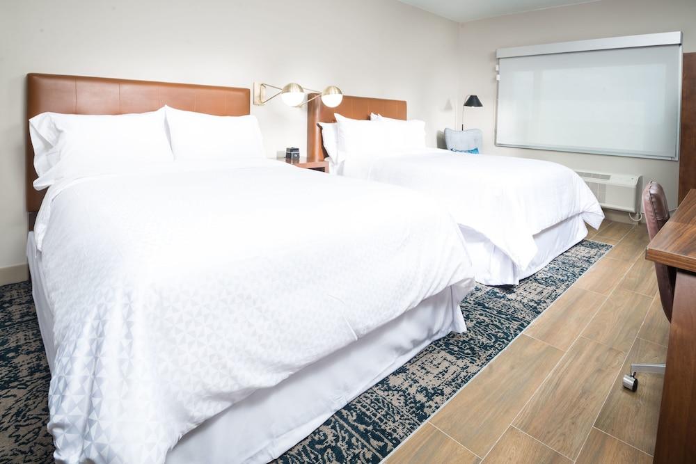 Four Points by Sheraton Houston Intercontinental Airport