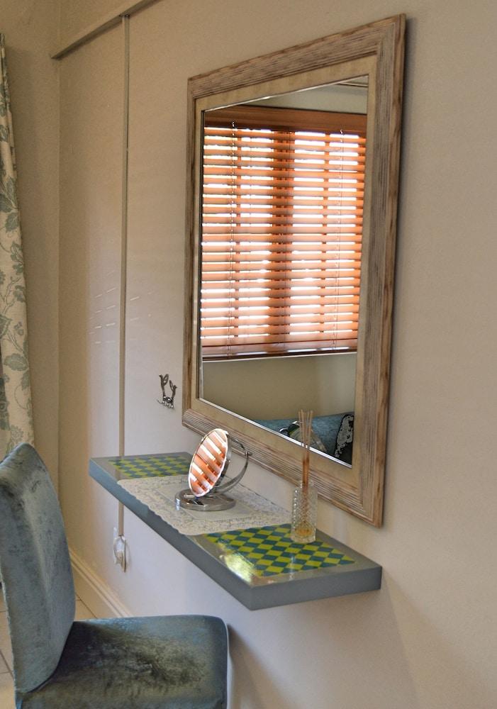 1AA Wilhelminia Apartments