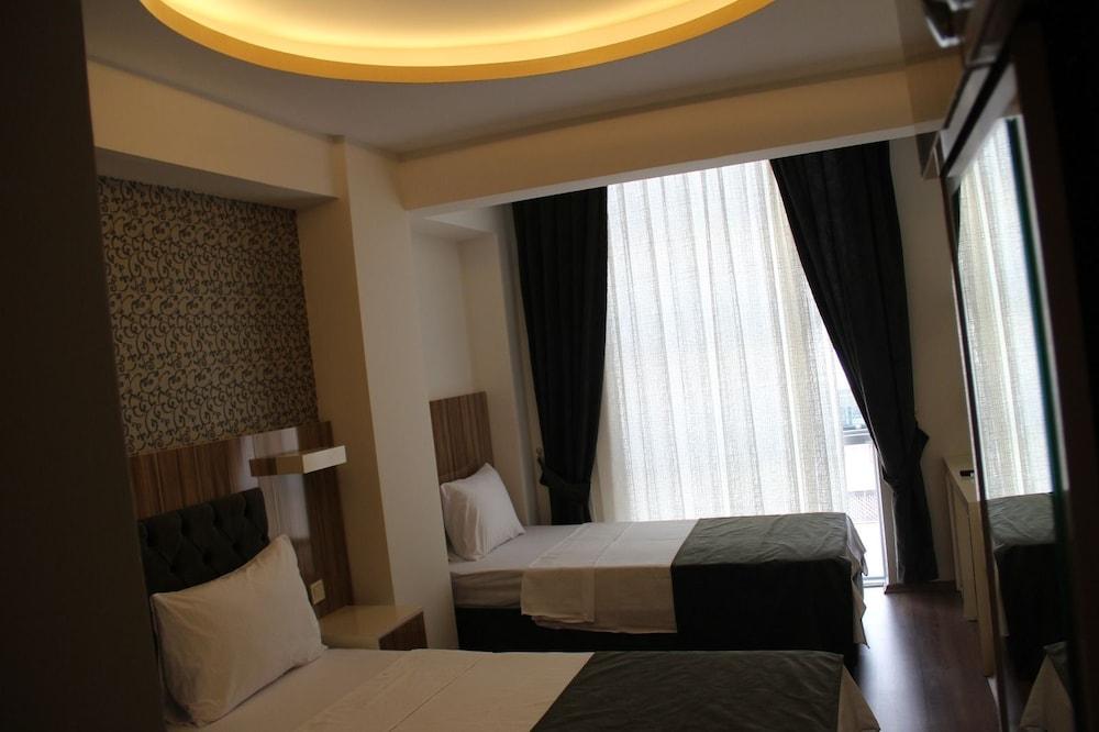 Grand Mardini Hotel