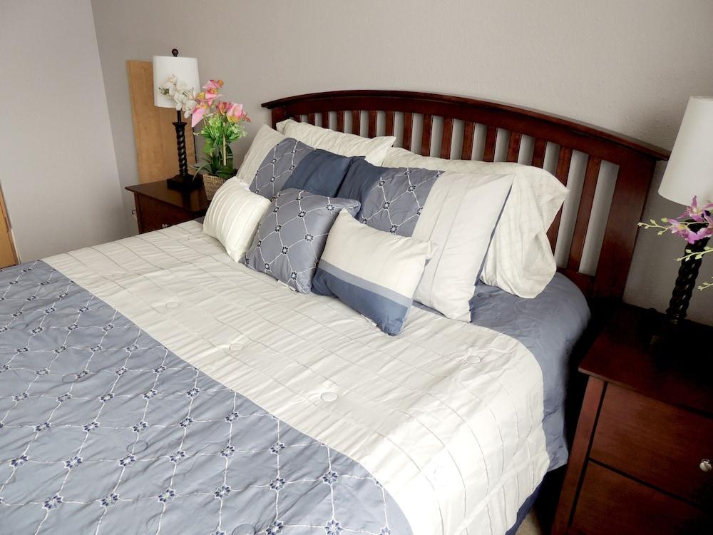 Falcon's Nest Bed & Breakfast