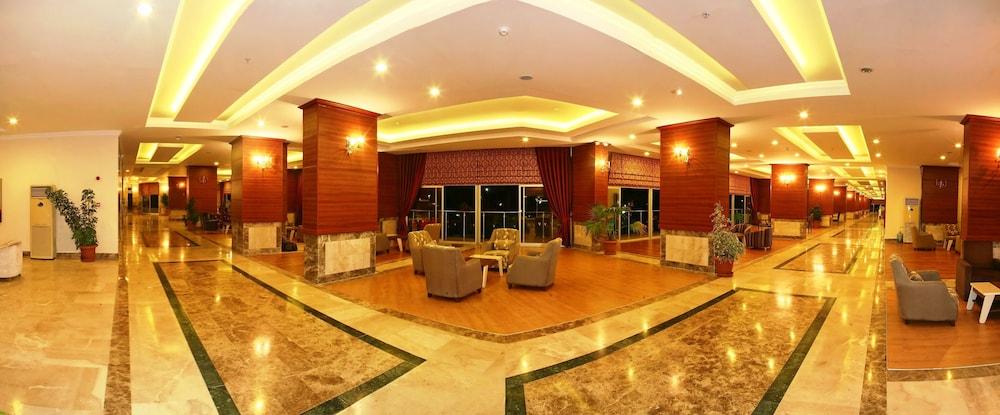 Hedef Beach Resort & Spa Hotel - All Inclusive