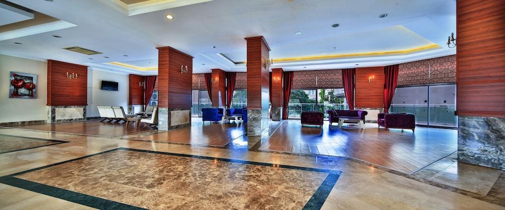 Hedef Beach Resort & Spa Hotel - All Inclusive