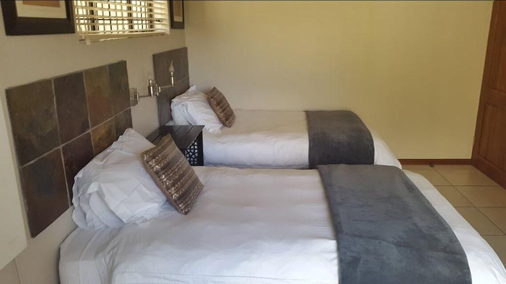 Crystalvilla Guesthouse