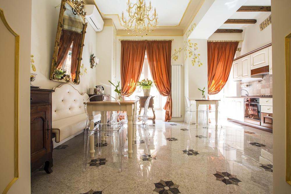 Trastevere Royal Suite