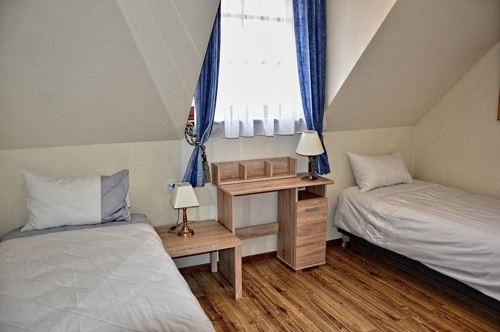 Karczma Rzym & Straszny Dwor